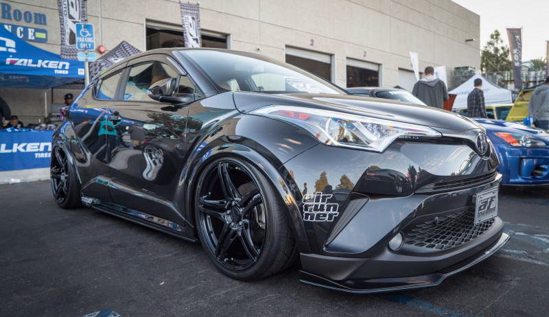 【Y♡Chr】 LEXON - Toyota 2017+ C-HR Side Skirt (FRP) | APEXi USA