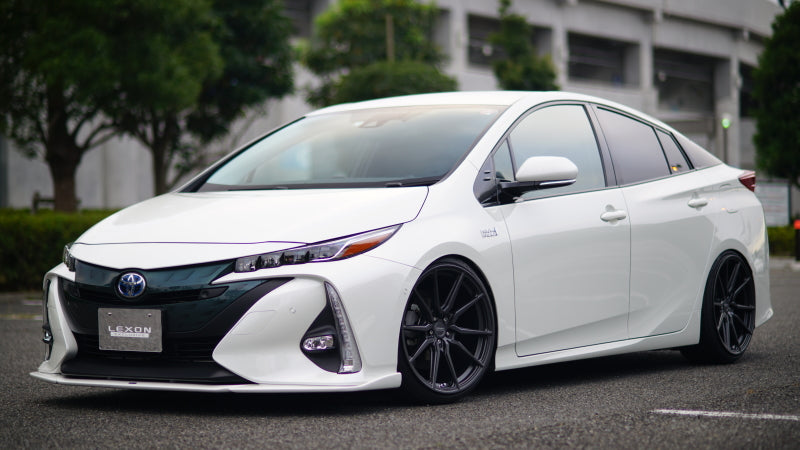 prius c lip LEXON - Front Spoiler (FRP) Toyota Prius C TRD Sportivo