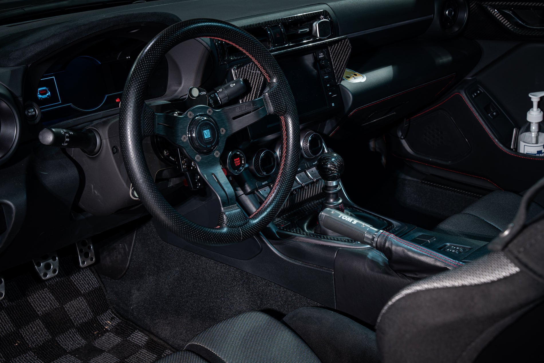 86/BRZ TOM'S(トムス) アームレスト 03300108_5518237ec646e.jpg